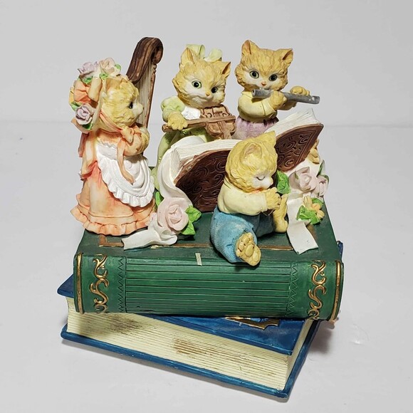 Music Box Cats on Books Harp Flute Violin Kitty - Picture 9 of 9